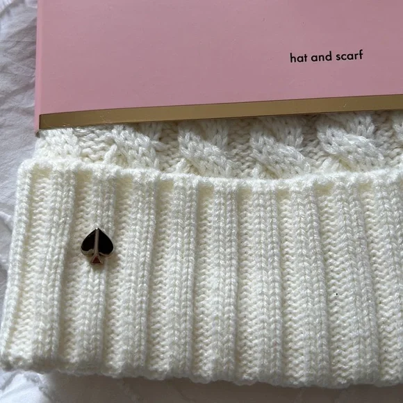 Kate Spade New York 2-Piece Cable-Knit Beanie & Muffler Set - Picture 3 of 7
